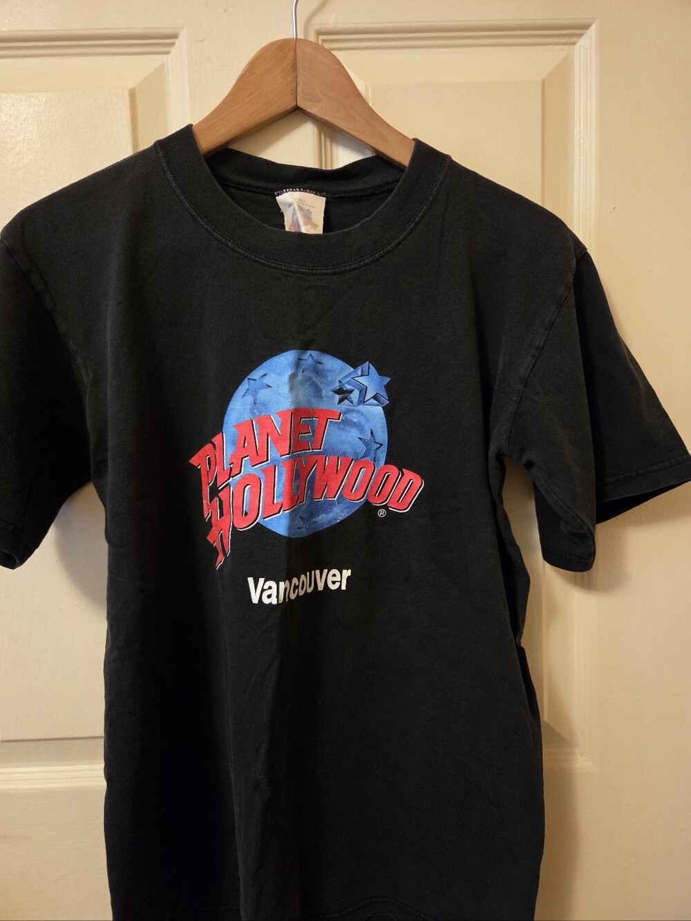 VINTAGE Planet Hollywood Vancouver t-shirt